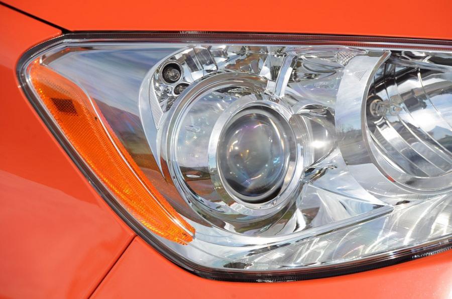  Toyota Prius C 2012 года  (фото 80 из 87)